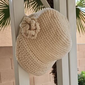 Jaclyn Smith Cream Knit Hat